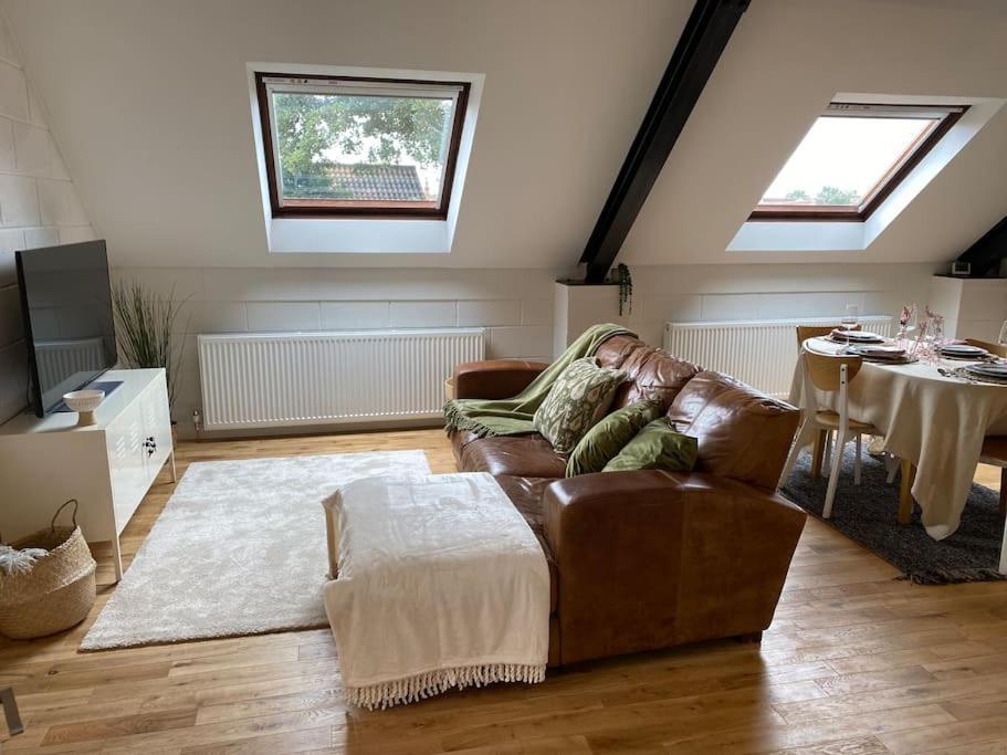 The Coach House Harthill Apartment Harthill  Exterior photo